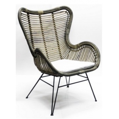 Rieten loungestoel Luxe ( incl. wit kussen) A&D Collections Rieten loungestoel Luxe ( incl. wit kussen) A&D Collections